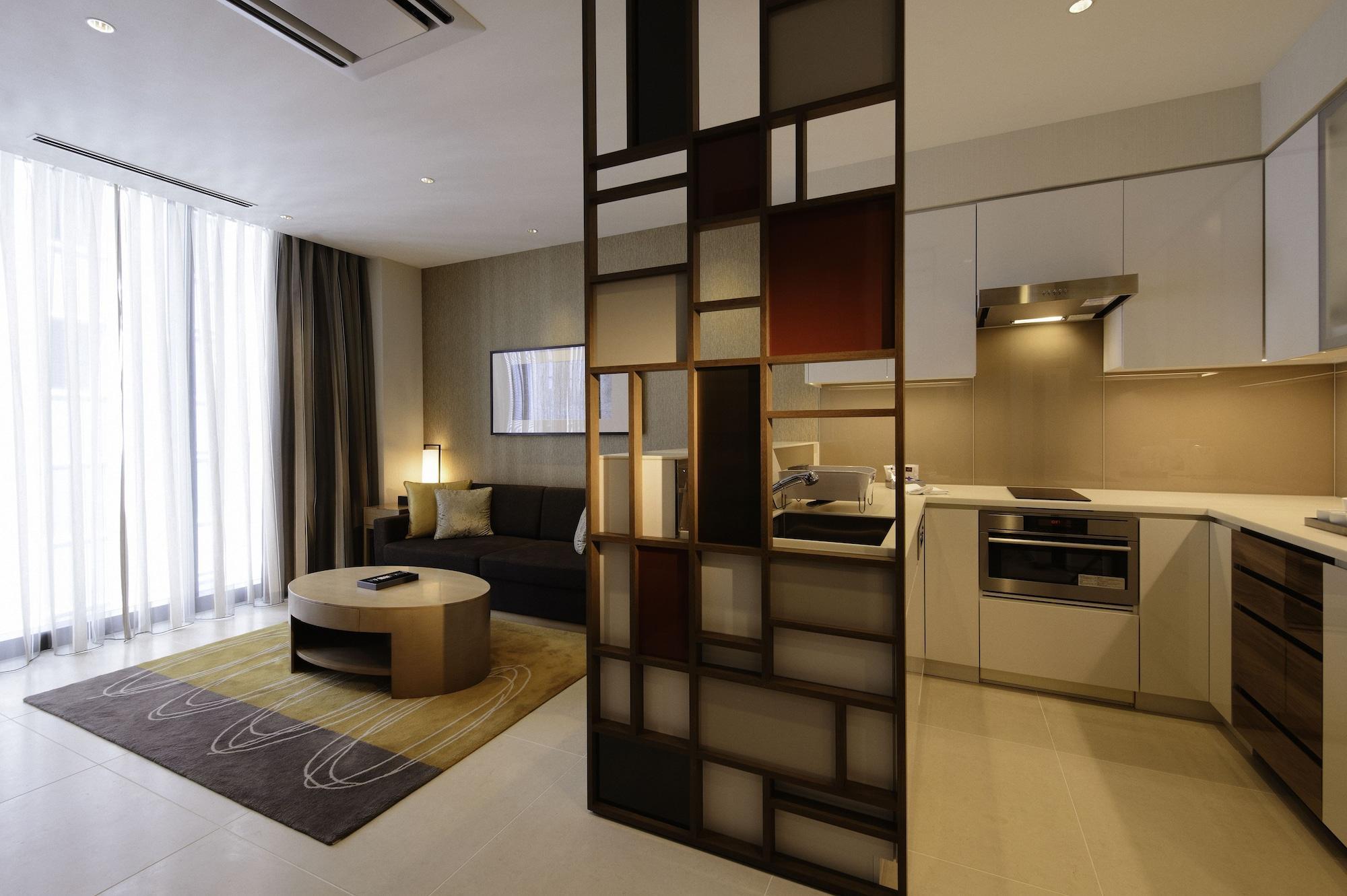 Oakwood Premier Tokyo Hotel Exterior foto A modern Japanese apartment