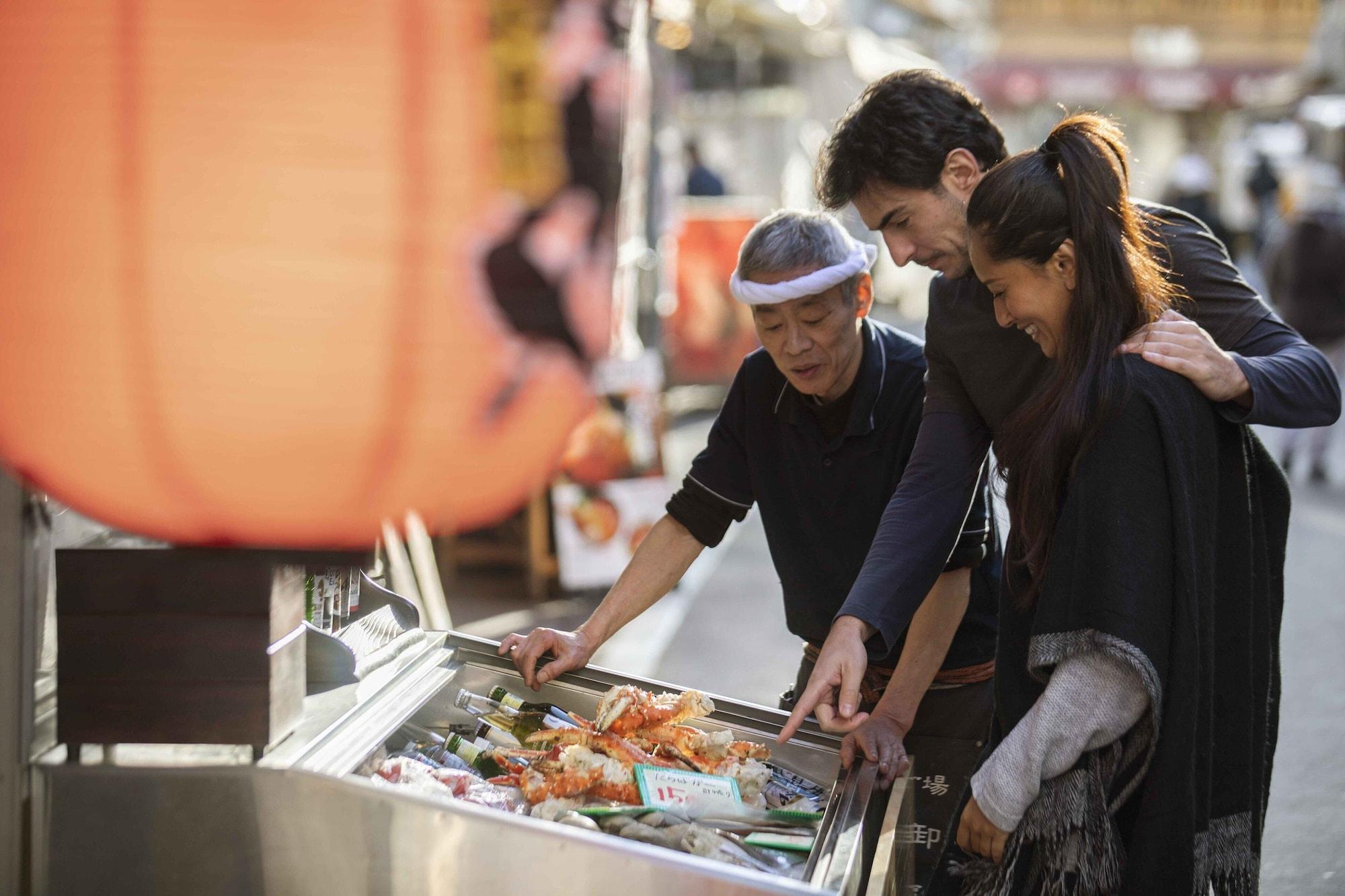 Oakwood Premier Tokyo Hotel Exterior foto A street vendor in Dubai