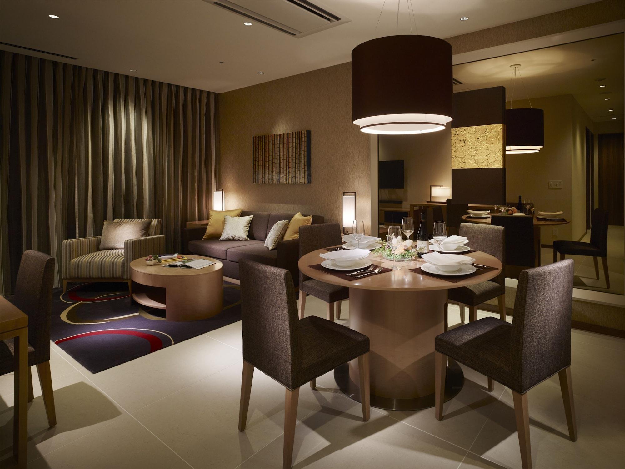 Oakwood Premier Tokyo Hotel Exterior foto A suite at the hotel